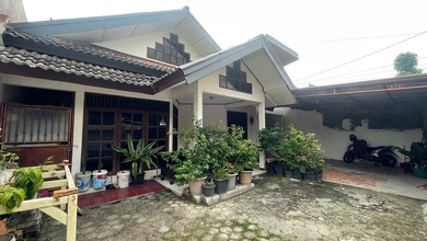 Kesempatan Eksklusif, rumah Prestisius di Pondok Gede, Bekasi, LB 300m²