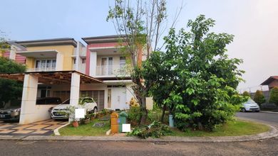 Rumah Area Luxury Summarecon Bekasi, Bekasi - Harga Menarik 3,8 Miliar