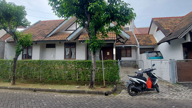 Hunian Favorit di Kemang Pratama, Bekasi, 4 KT, Harga 1,6 Miliar