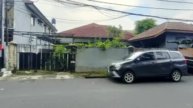 Hunian Mewah di Cililitan, Jakarta Timur, 3 Kamar Tidur, LT 605m²