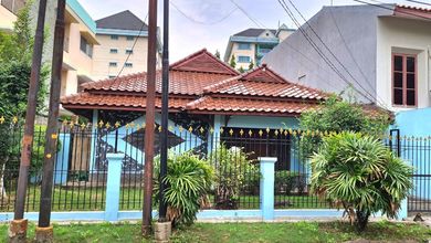 Rumah Area Luxury Mampang Prapatan, Jakarta Selatan - Harga Menarik 6,75 Miliar