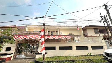 Rumah Elegan di Cinere, Depok, 5 Kamar Tidur, LT 480m²