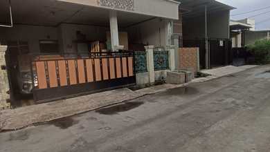 Jual Rumah Nyaman di Bekasi Kota, Bekasi - LT 100m²