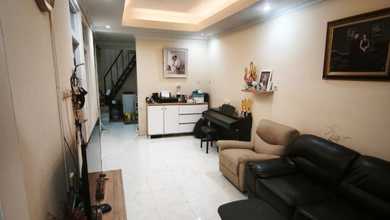Jual Rumah Nyaman di Kelapa Gading, Jakarta Utara - LT 90m²