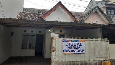 Jual Rumah Mewah Luas 90 m2 Kawasan Taman Royal, Tangerang