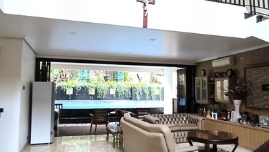 Hunian Elegan di Pondok Indah, Jakarta Selatan, 4 Kamar Tidur, LT 555m²