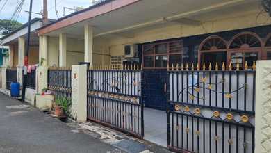 Rumah Dijual di Klender, Jakarta Timur, LB 160m², Harga Kompetitif!