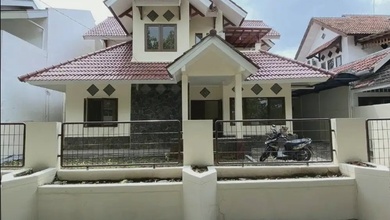 Rumah Prestisius di Kawasan Kemang Pratama, Bekasi, LB 330m², Harga 4,5 Miliar