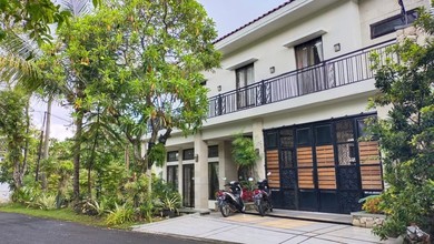 Rumah Elegan di Sentul City, Bogor, 5 Kamar Tidur, LT 334m²