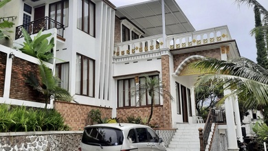Villa Bagus dengan View Lepas di Cijeruk Bogor