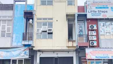 Ruko Strategis Parkiran Luas di Sindang Barang Bogor