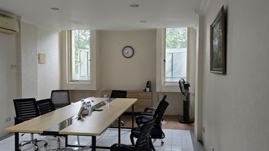 Ruko Lantai 3 Saja, bisa untuk Kantor di Boulevard Kelapa Gading