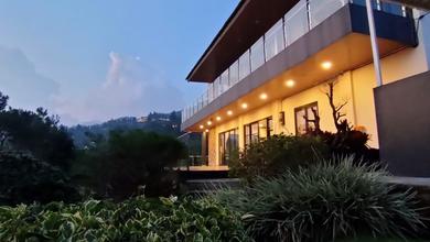 Hunian Mewah di Kawasan Cisarua, Bogor, LB 1500m², Harga 12 Miliar