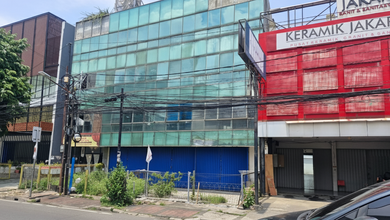 Ruko 4 Lantai Pinggir Jalan Strategis Rawasari Cempaka Putih – Hgb 2042