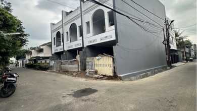 Rumah Favorit di Tanjung Duren, Jakarta Barat, 4 KT, Harga 2,35 Miliar