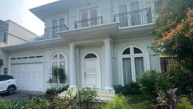 Kesempatan Langka, rumah Prestisius di BSD Bukit Golf, Tangerang, LB 350m²