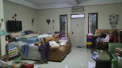 Hunian Elegan di Meruya, Jakarta Barat, 5 Kamar Tidur, LT 675m²