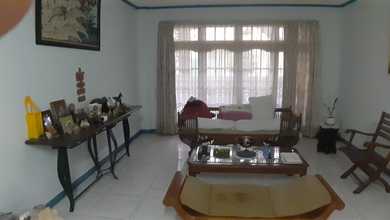 Kesempatan Rumah di Bojong Indah, Jakarta Barat, LB 300m², Harga 2,4 Miliar