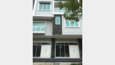 Disewakan 3 Ruko Gandeng Elang Laut Boulevard, PIK, JakUt