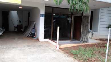 Rumah Minimalis Disewakan di Green garden, Jakarta Barat, Harga Ekonomis