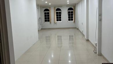 Disewakan Ruko Pinggir Jalan Raya Sedayu Square, Taman Kencana