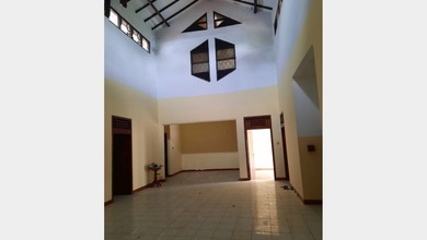 For Sale rumah Mewah di Tanjung Duren Utara, Jakarta Barat - LT 321m²