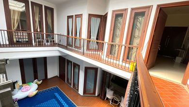 For Sale rumah Premium di Sektor 9-Bintaro, Tangerang Selatan - LT 428m²