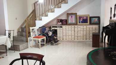 Dijual rumah Eksklusif di Bintaro, Jakarta Selatan - LT 524m²