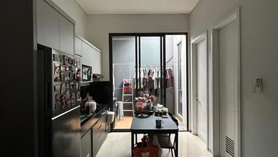 Jual Rumah Strategis di Sektor 9-Bintaro, Tangerang Selatan - LT 75m²