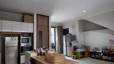 For Sale rumah Mewah di Sektor 9-Bintaro, Tangerang Selatan - LT 160m²