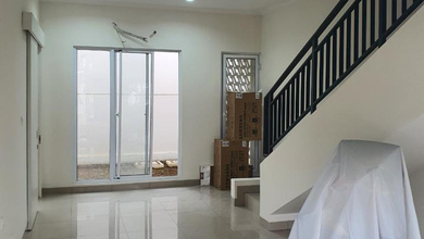 Hunian Favorit di Gede Bage, Bandung, 2 KT, Harga 2,25 Miliar