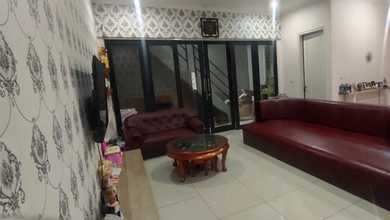 Rumah Siap Pakai di Area Taman Kopo Indah, Bandung, LT 120m²
