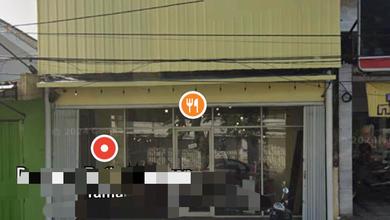 Ruko, 2 Lantai Lokasi Ramai Jarang Ada Lebar 6 Manukan