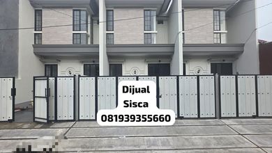 Hunian Favorit di Kedung Baruk, Surabaya, 4 KT, Harga 1,55 Miliar