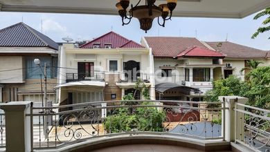 Dijual rumah Premium di Keputih, Surabaya - LT 336m²