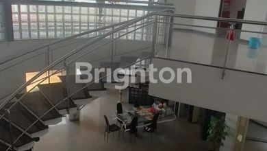 Hunian Mewah di Kawasan Dharma Husada, Surabaya, LB 800m², Harga 21 Miliar