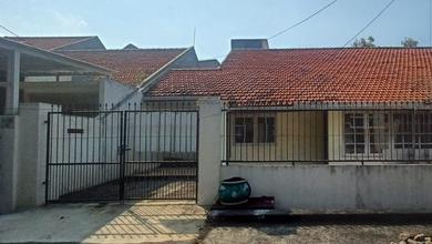 Jual Rumah Nyaman di Rungkut, Surabaya - LT 200m²