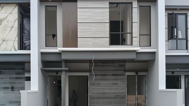 Hunian Favorit di Sukolilo, Surabaya, 3 KT, Harga 2,45 Miliar