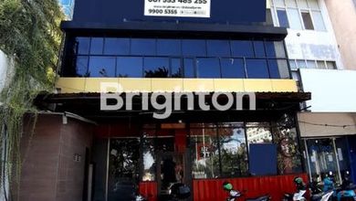 RUKO 3,5 LANTAI LOKASI STRATEGIS 0 JALAN RAYA MAYJEN SUNGKONO PARKIRAN BESAR