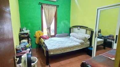 Rumah Dijual di Sidoarjo, Sidoarjo, LB 100m², Harga Terbaik!