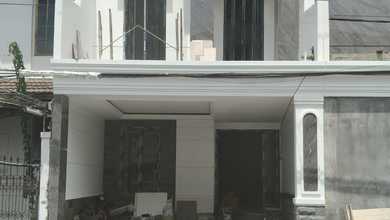 Rumah Area Luxury kertajaya, Surabaya - Harga Menarik 2,8 Miliar