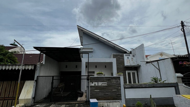 Rumah Favorit di Tenggilis Mejoyo, Surabaya, 3 KT, Harga 1,9 Miliar