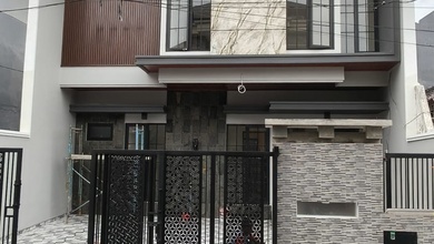 Hunian Mewah di Kawasan Mulyorejo, Surabaya, LB 195m², Harga 3,4 Miliar