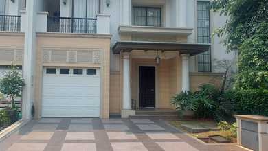 Rumah Elegan di BSD City, Tangerang, 4 Kamar Tidur, LT 200m²
