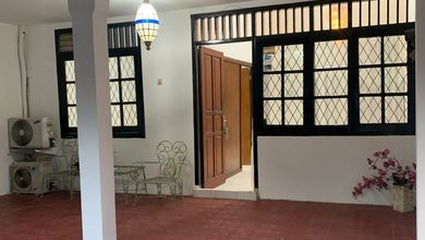 Hunian Mewah di Cilandak, Jakarta Selatan, 5 KT, LT 123m²