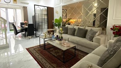 Rumah Mewah di Kawasan BSD, Tangerang, LB 180m², Harga 2,98 Miliar