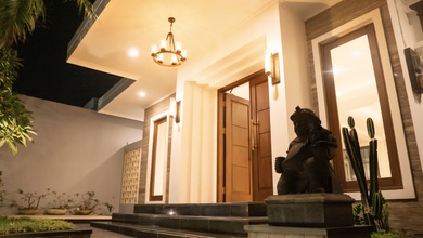 Hunian Mewah di Kebagusan, Jakarta Selatan, 6 KT, LT 580m²