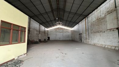 DISEWAKAN 
 GUDANG di kawasan Pergudangan Tegal Alur JakBar LT 1424m2