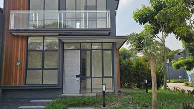 Jual Rumah Strategis di Serpong, Tangerang Selatan - LT 99m²
