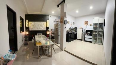 Dijual rumah Mewah di BSD City, Tangerang - LT 162m²